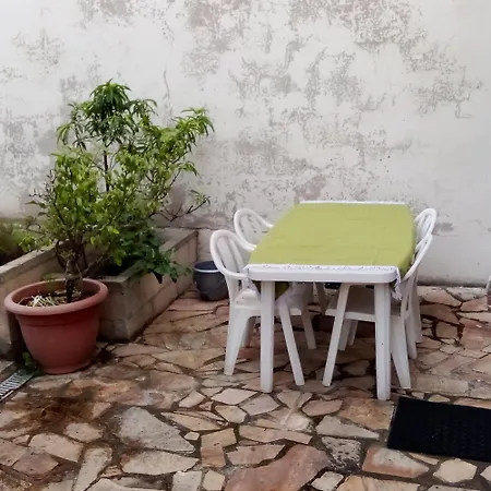 בית נופש Pavillon Avec Jardin